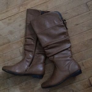 Brown boots
